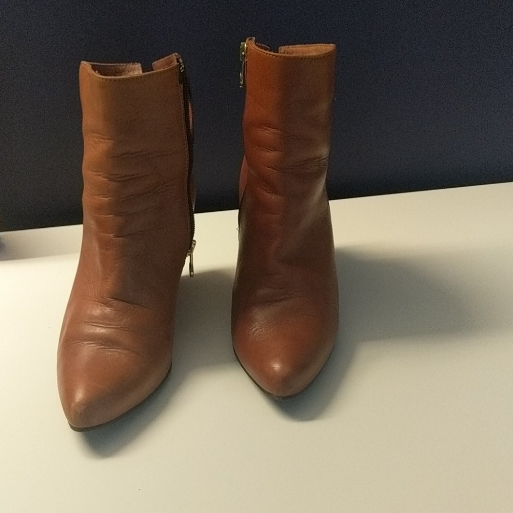 Boots - Picture 2 of 4